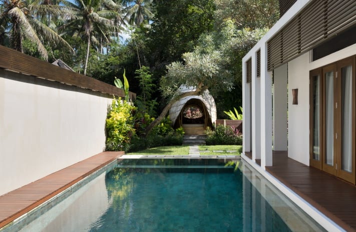 HILLSIDE VILLA POOL